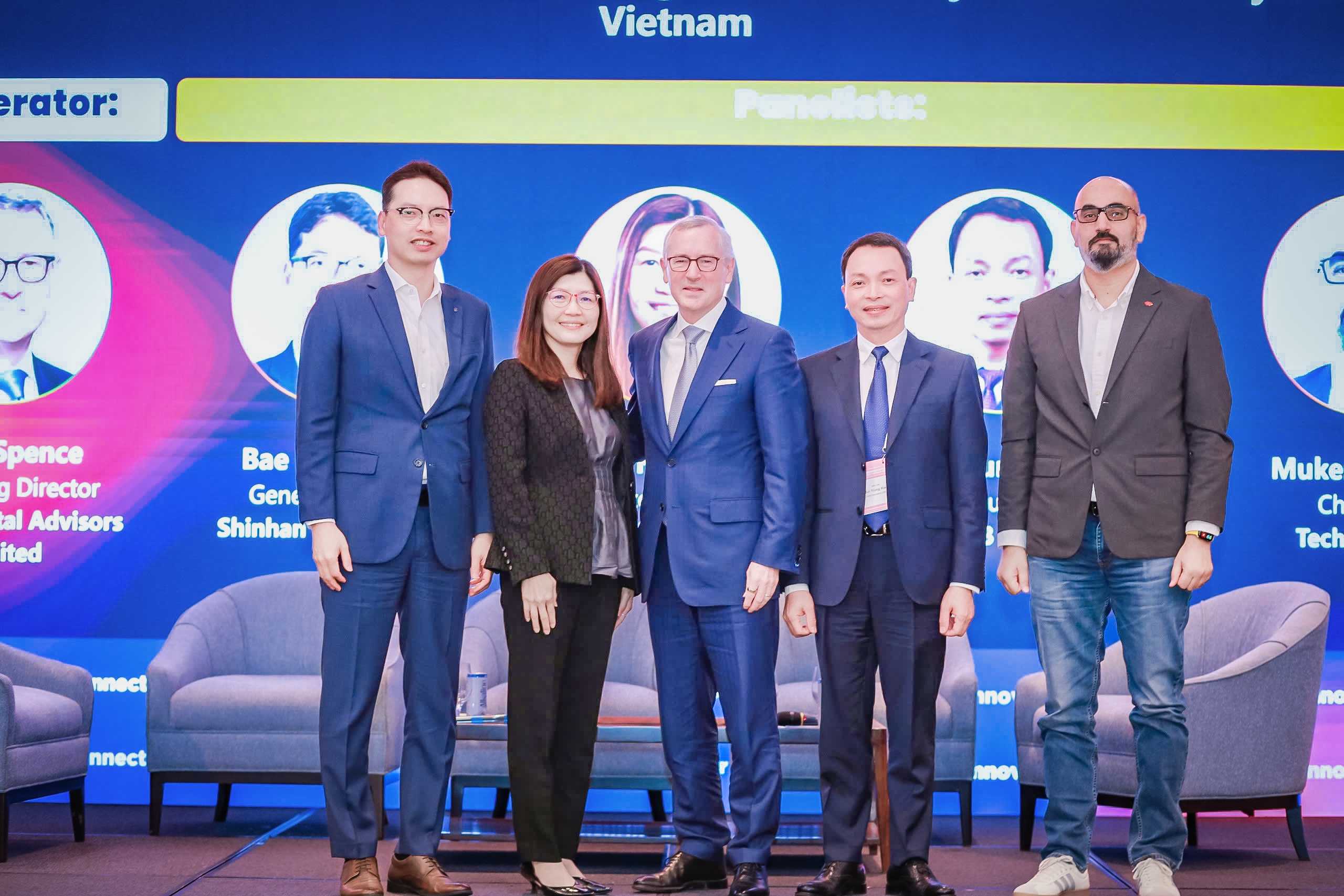 MB Life định hình tương lai bảo hiểm bằng tầm nhìn chiến lược tại InsurInnovator Connect Vietnam 2025